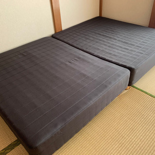 【ネット決済】マットレス付きベッド　分割式