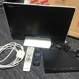 【取引中】テレビ、ブルーレイレコーダー、セットで