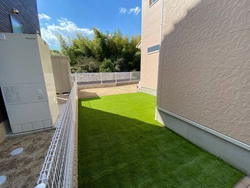 お庭 ベランダに人工芝を施工いたします Kgp 京都の剪定 造園の無料広告 無料掲載の掲示板 ジモティー