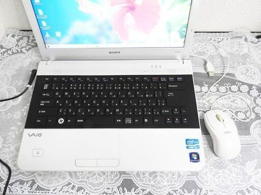 見てほしいお得つき】SONYのVAIO/SSDで爆速/オシャレ/カメラ/オンライン
