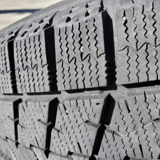 値下❗️アルミ付きスタッドレス　215/65R16