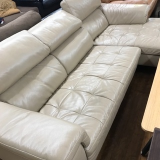 大型カウチソファー 左右セパレートで持ち帰り可能です。