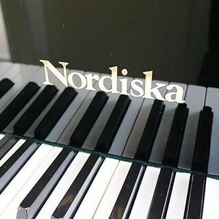 グランドピアノ【ノルディスカG-152】販売