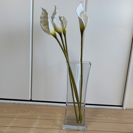 ガラス花瓶床置きタイプ造花もお付けしますインテリア メイ 千里中央のその他の中古あげます 譲ります ジモティーで不用品の処分 ガラス花瓶床置きタイプ造花もお付けしますインテリア メイ 千里中央のその他の中古あげます 譲ります ジモティーで不用品の処分