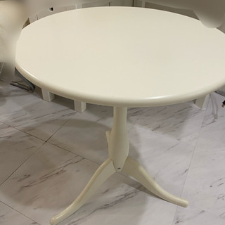 【ネット決済】IKEA 丸テーブル　サイドテーブル