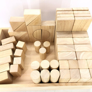 ♦wooden toy 大きなつみきセット 53ピース　木箱付き...