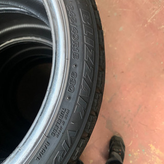 ブリジストン VRX 245 40 18 スタッドレス