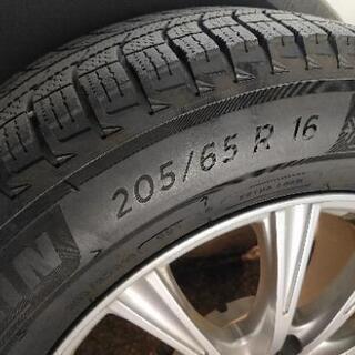 スタッドレスタイヤ MICHELIN（ミシュラン）205/65R16