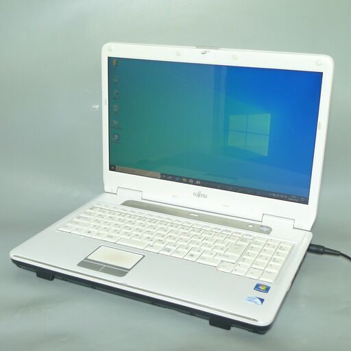 送料無料 1台限定 ノートパソコン 中古良品 15.6型 富士通 AH30/D Celeron 2GB 500GB DVDRW 無線 カメラ Windows10 Office テンキー ホワイト
