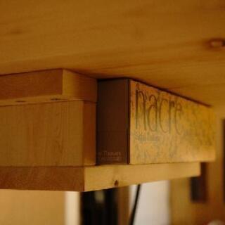 檜ダイニングアイアン脚（天板からティッシュが出せます）