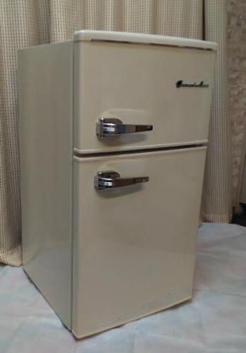 小型冷蔵庫 Grand-Line 2ドア レトロ冷凍/冷蔵庫 85L ARD-90LW