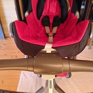 ストッケ エクスプローリー Maxicosi