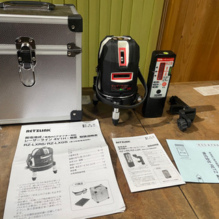 ほぼ新品　レーザーレベル　地墨　レベル　レーザー ほぼ新品 レーザーレベル 地墨 レベル レーザー