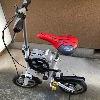 折りたたみ自転車　ホワイト 商談中】 12インチ 世界最小 折り畳み自転車 ミニベロ