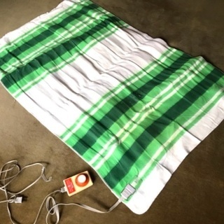 日立の電気敷き毛布