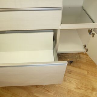 高級☆k102☆高級食器棚・レンジボード☆パモウナ☆幅1200㎜☆ブルモーション機能付き☆近隣配達、設置可能