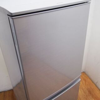 京都市内方面配達無料】美品 2020年製 SHARP 137L 冷蔵庫 ILK09