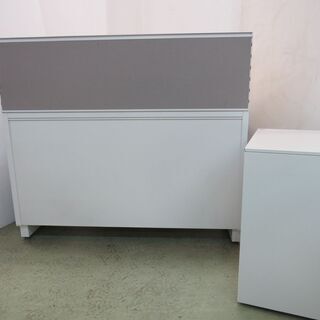 山口) 下松市より 平机仕切りパネルワゴン付き　BIZGP12H（オフィス家具専門店）