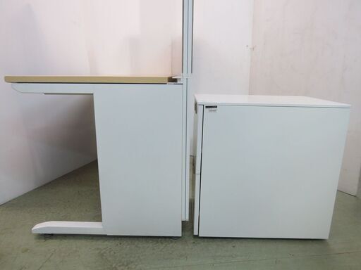 山口) 下松市より 平机仕切りパネルワゴン付き BIZGP12H（オフィス家具  