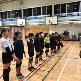 小学生バレーボール部員募集中！！