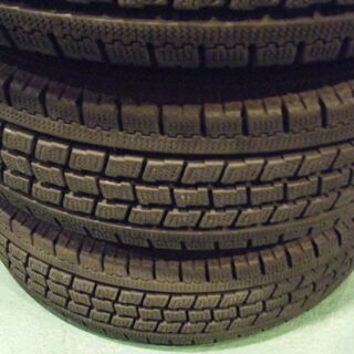 値下げ　ハイエース　バン　195/80R15　107/105L LT　中古群馬県前橋市　①