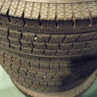 ハイエース　バン　195/80R15　107/105L LT　中古群馬県より②