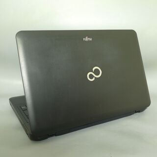 送料無料 新品SSD240G 1台限定 ノートパソコン 中古良品 15.6型 富士通