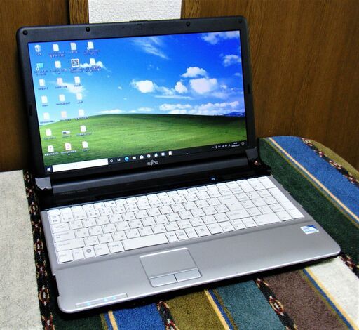 格安品/15.6型液晶/HDD160GB/Dual-Core CPU♪/メモリ3GB/DVD/HDMI/SDカードスロット/すぐ使えるWindows10♪/Microsoft Office✎/すぐ繋がるWi-Fi/テンキー付きKB♬/点検整備清掃済み/FUJITSU LIFEBOOK A530