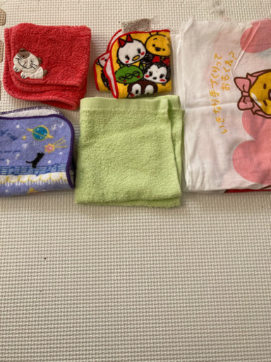 無償 ハンカチキャラクターなどいろいろ ナガノ 通信制限 ｊｒ三山木の小物 ハンカチ の中古 古着あげます 譲ります ジモティーで不用品の処分