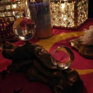 無垢水晶　40mm 30mm 　流木台座1体