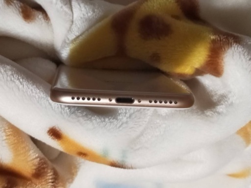 iPhone8 gold 64GB SIMロックなし | hornnes.no