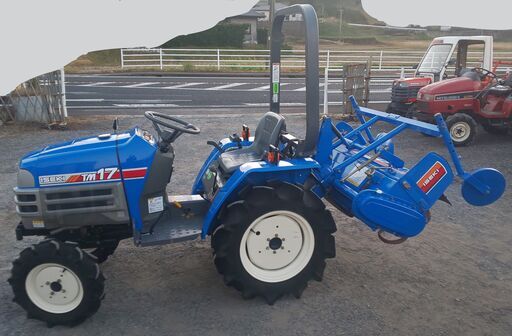 鹿児島発　イセキ　16.5馬力トラクター　TM17 　アワーメーター約124時間　パワステ　自動水平 鹿児島発 イセキ 16.5馬力トラクター TM17 アワーメーター約124時間