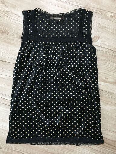 1回着用 Nice Claup Natural Couture ノースリーブ カットソー Kaoru 福岡のカットソー レディース の中古 古着あげます 譲ります ジモティーで不用品の処分