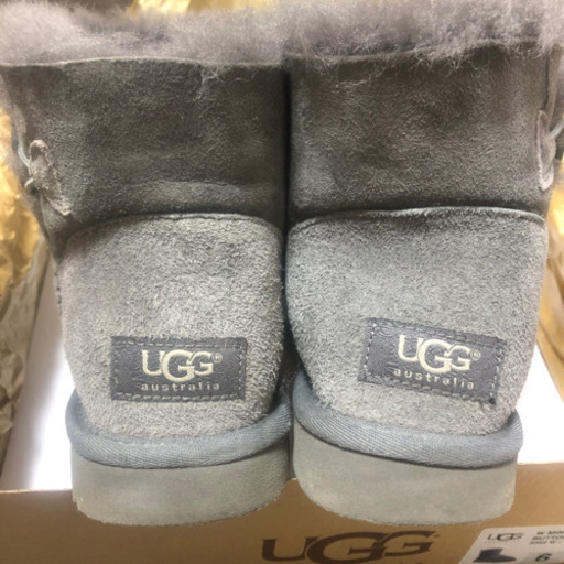 【極美品】アグ 23cm ミニベイリーボタン　UGG ムートンブーツ　グレー