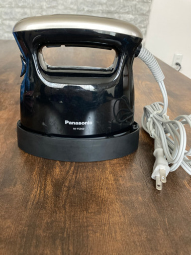 Panasonic スチームアイロンと掃除機
