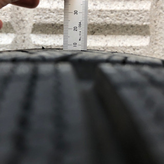 美品 2018年製バリ溝　スタッドレスホイールセット　215/60 R16 ピレリ　残溝8～9部　ヴェゼル　HONDA VEZEL 　16インチ　ナット付属