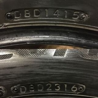 BS BLIZZAK DM-V2 225/65R17 17インチ スタッドレス 4本 2015～16年製 バリ溝 CX-5 ハリアー エクストレイル等　(VTP311) クレジットカード QR決済可能