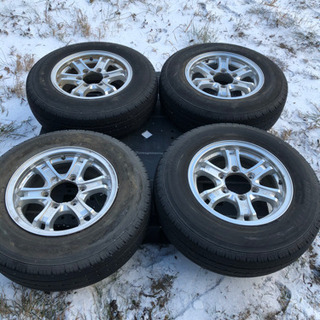 E 25キャラバン用アルミ　キーラーフォース　15インチ