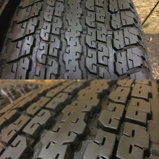 【BS DUELER H/T 840 255/70R18】夏タイヤ【JEEP アンリミテッドサハラ 純正ホイール 18インチ 7.5J5HPCD127+44.45】　(VVT33MS) クレジットカード QR決済可能