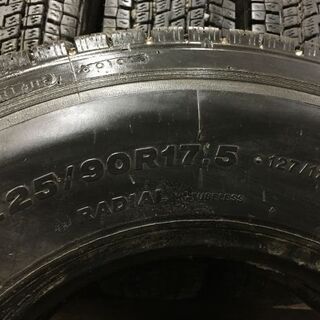 YOKOHAMA SY797 225/90R17.5 127/125 L 再生タイヤ トラックタイヤ スタッドレス 4本 バリ溝 (TW87) クレジットカード QR決済可能