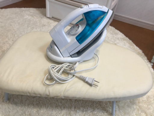 【購入者様決まりました】アイロン　アイロン台
