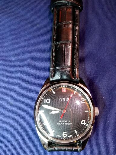 スイスORIS　オリス手巻き式腕時計（黒）　オーバーホール済