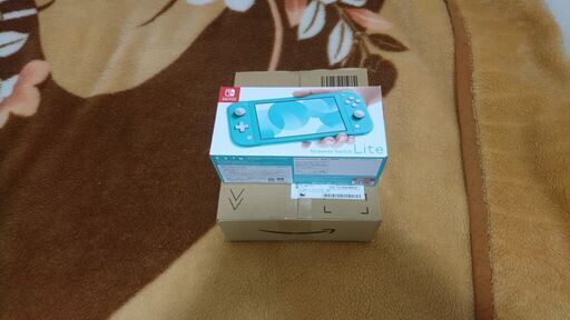 新品未開封任天堂スイッチライト