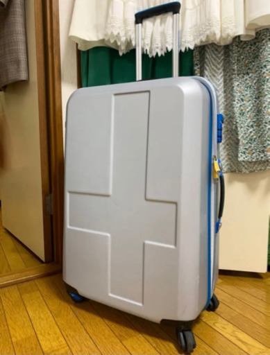 イノベーター　スーツケース　60〜70L  TSAロック/鍵付き