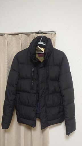 Zara メンズブルゾンサイズm色黒中古 Jjjj 浜松のジャンパー メンズ の中古 古着あげます 譲ります ジモティーで不用品の処分