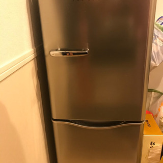 レトロなデザイン⭐︎DAEWOO冷凍冷蔵庫　150L
