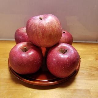 大玉リンゴ　５個+１個オマケ(*^^*)