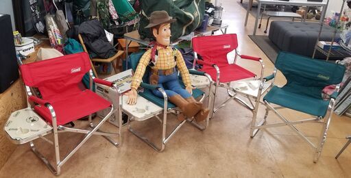 【4人でBBQ！】レア品 コールマン Coleman  サイドテーブル付 キャプテンチェア　アウトドア