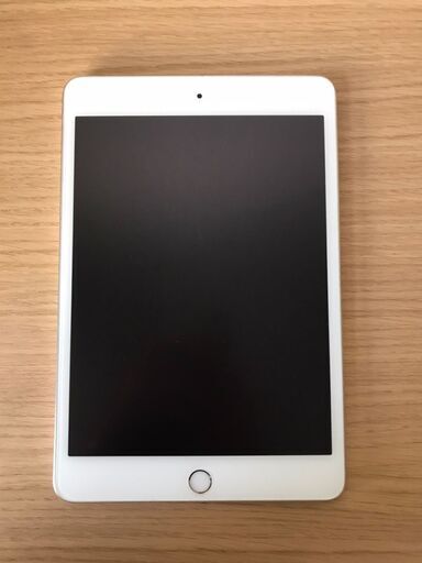 iPad　mini4　Wi-Fiモデル　シルバー　128GB
