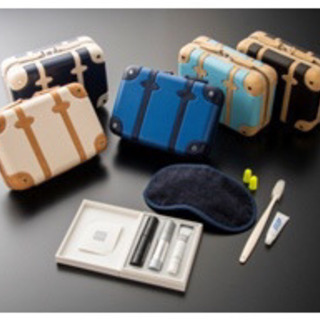 ANA リモワRIMOWA ファーストクラスアメニティケース